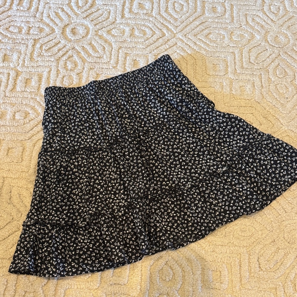 Joie  Black and White Floral Skirt